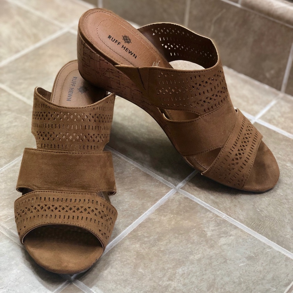 Ruff Hewn wedges